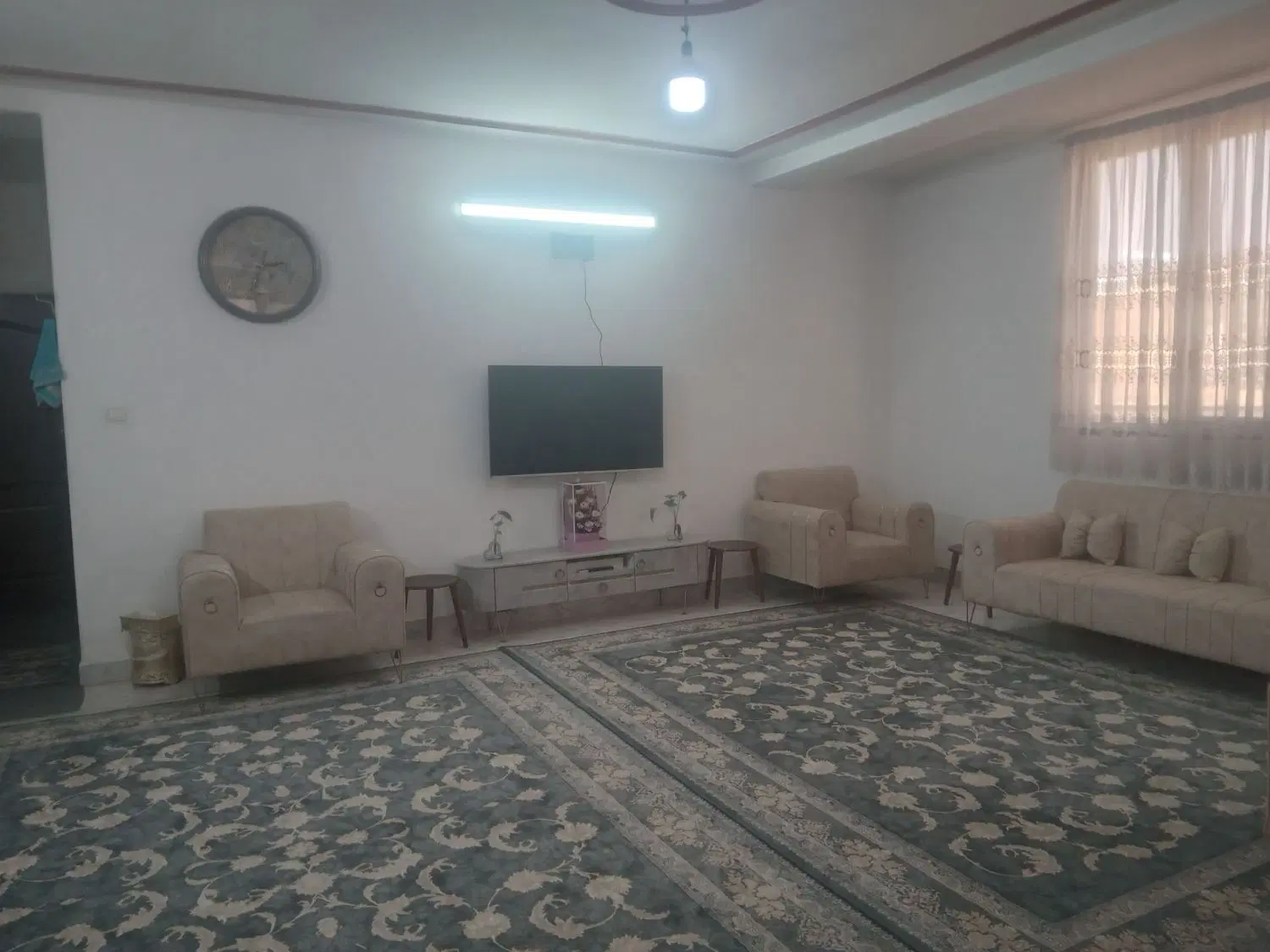 اجاره واحد ۷۵ متری