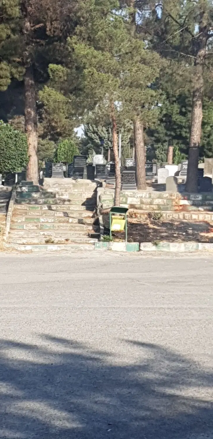 قبر در بهترین لوکیشن آرامستان