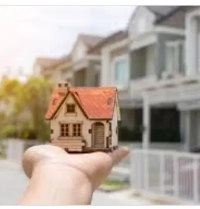 زمین انتهای بلوار فرهنگیان سمت چپ