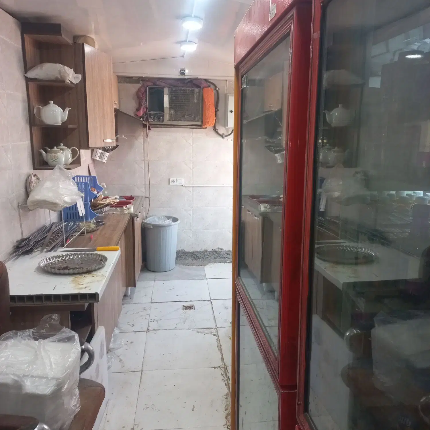 کیوسک دکه سوپری و مارکتی با وسایل