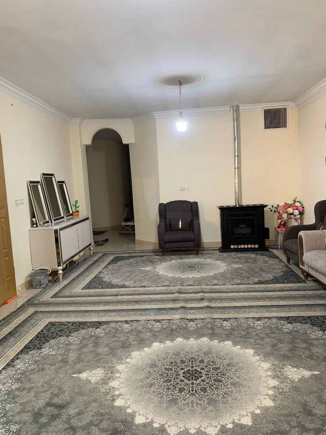فروش خانه طبقه اول ایوانکی