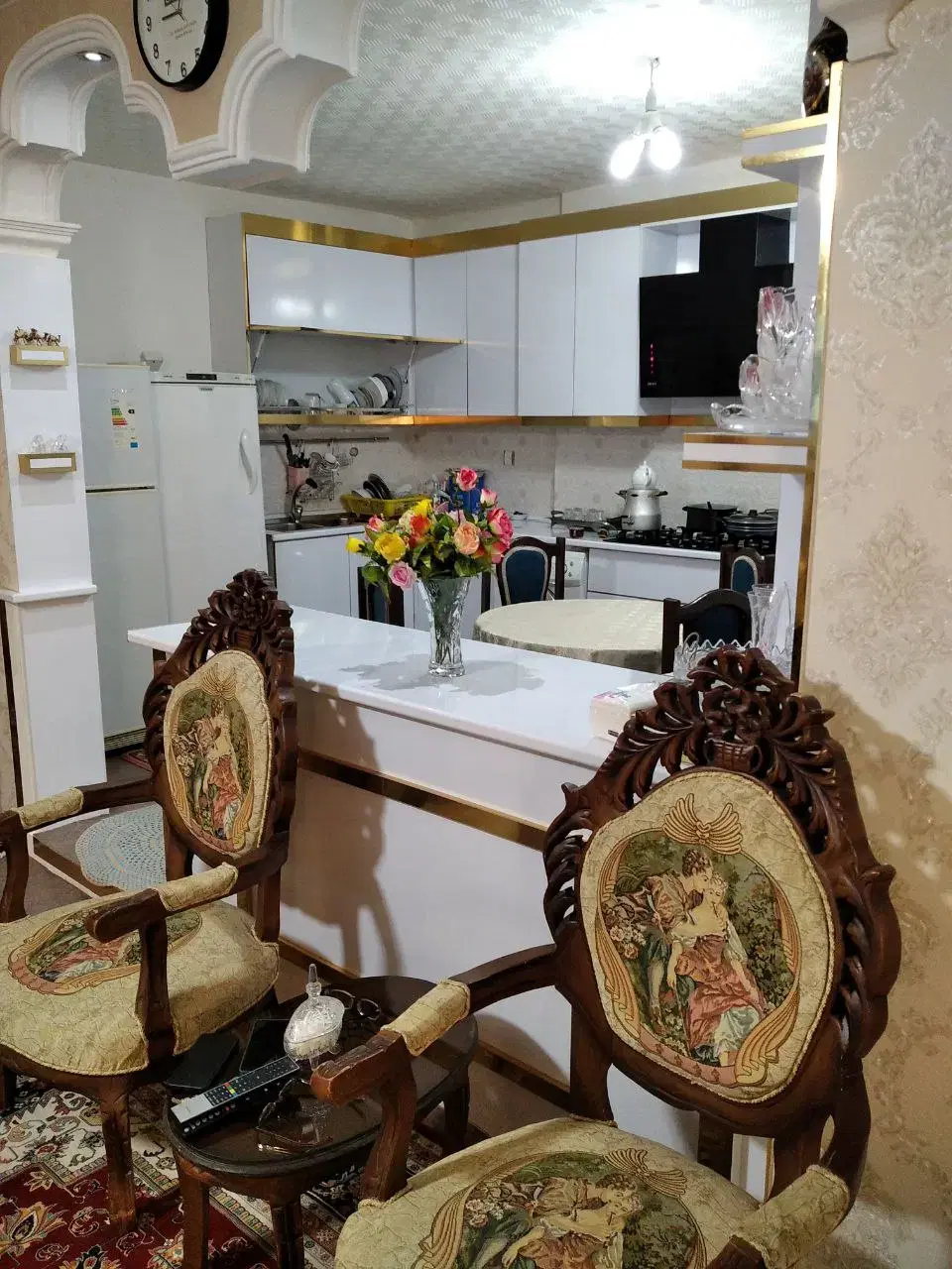 حیاط لوکس قره اغاج (کوی هادی بغل مترو)