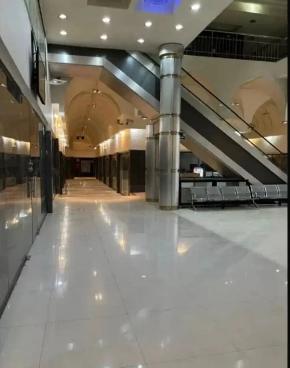 ۱۴ متر مغازه ،اداری و تجاری،لوکس،رودهن