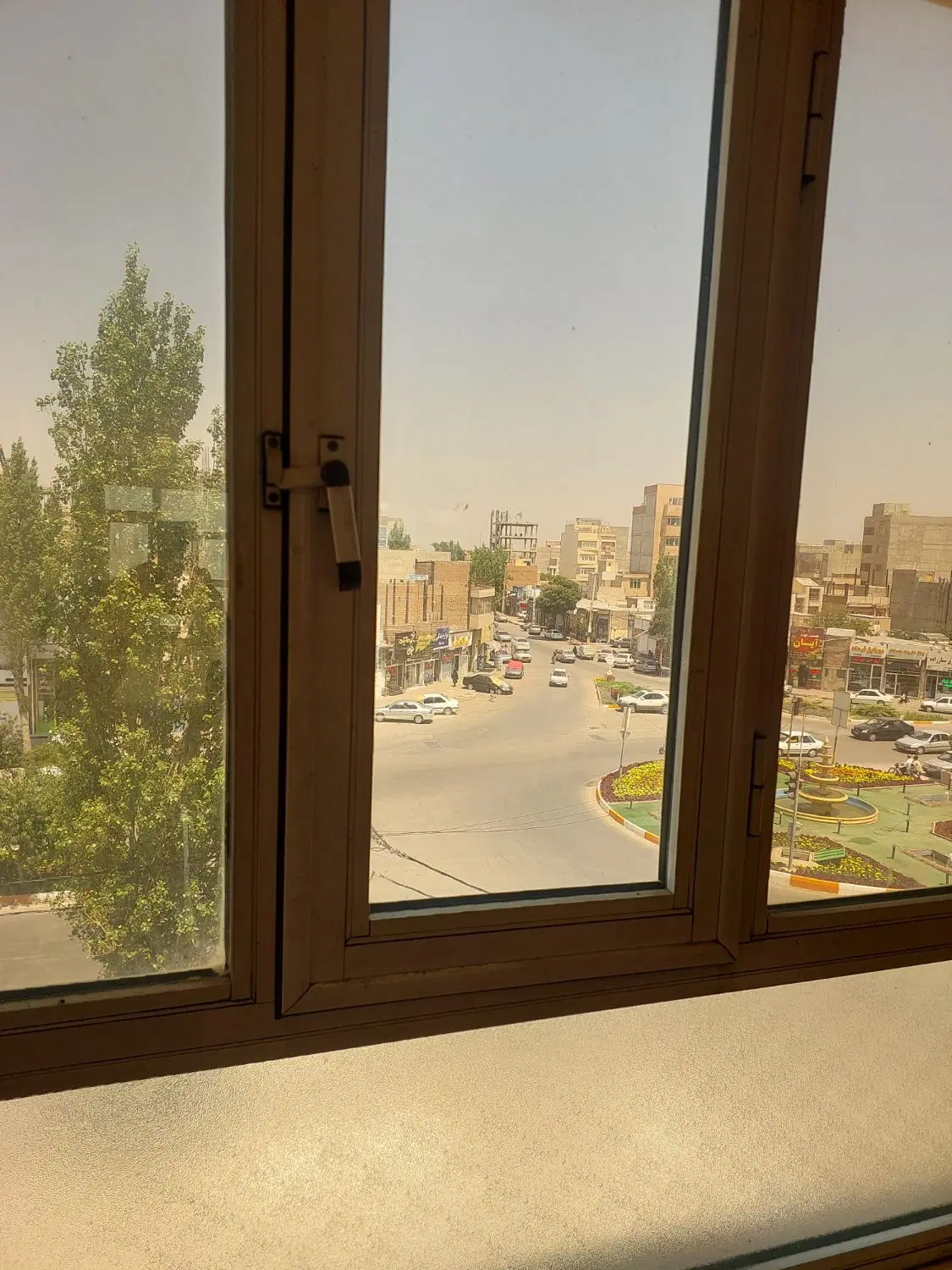 اجاره مغازه  نبش چهار راه حسینیه