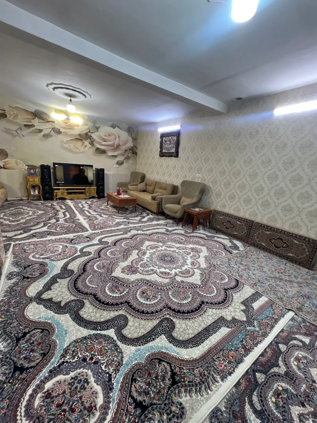 ۹۰متر یک خواب حیاط دار در زیباشهر