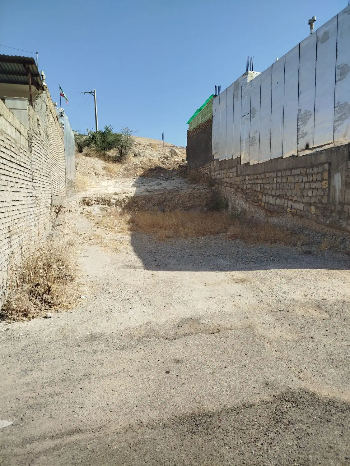 زمین مسکونی