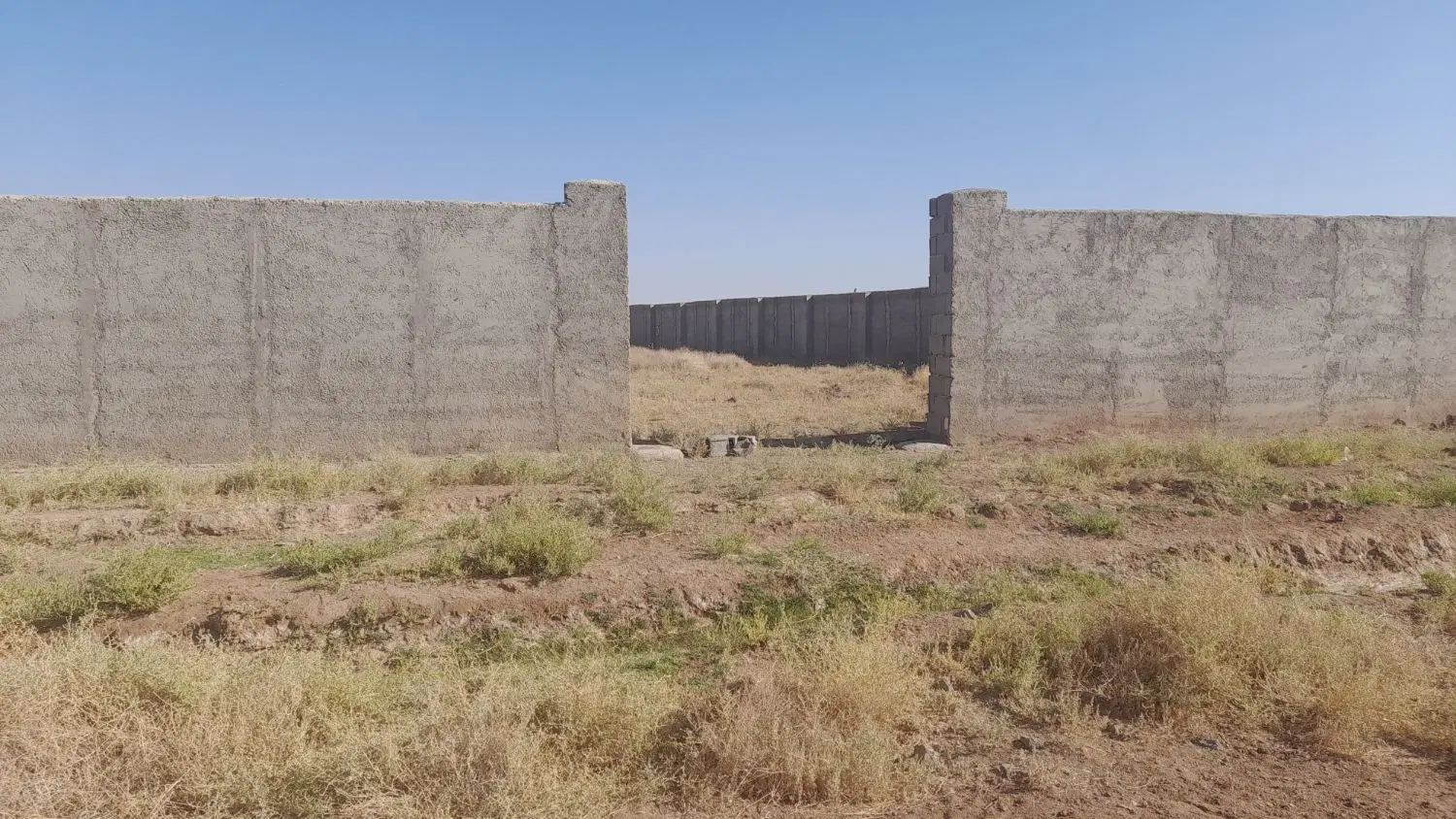 زمین ۵۰۰متری درحسین آباد