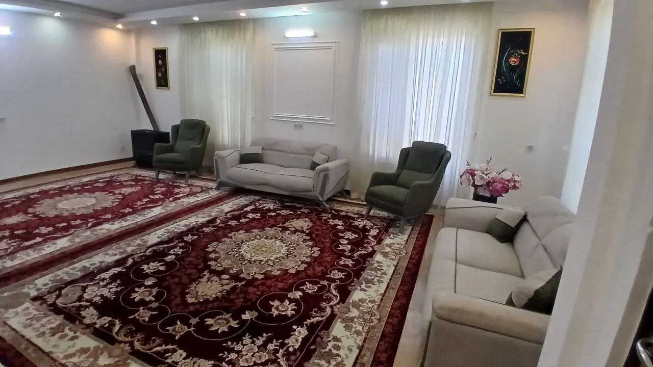 باغ ویلا 1200متری فول خرم اباد سند اوقاف