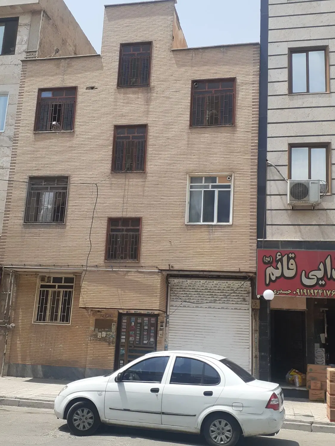 آپارتمان ۶۳متری شیک وتمیزطبقه سوم