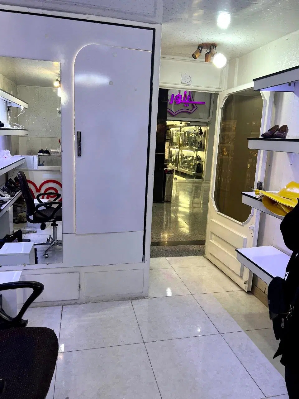 اجازه مغازه سه راه شریعتی