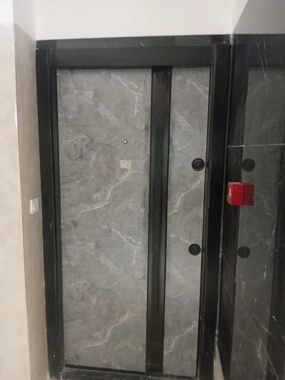 نوساز ۲خواب با پارکینگ طبقه۲