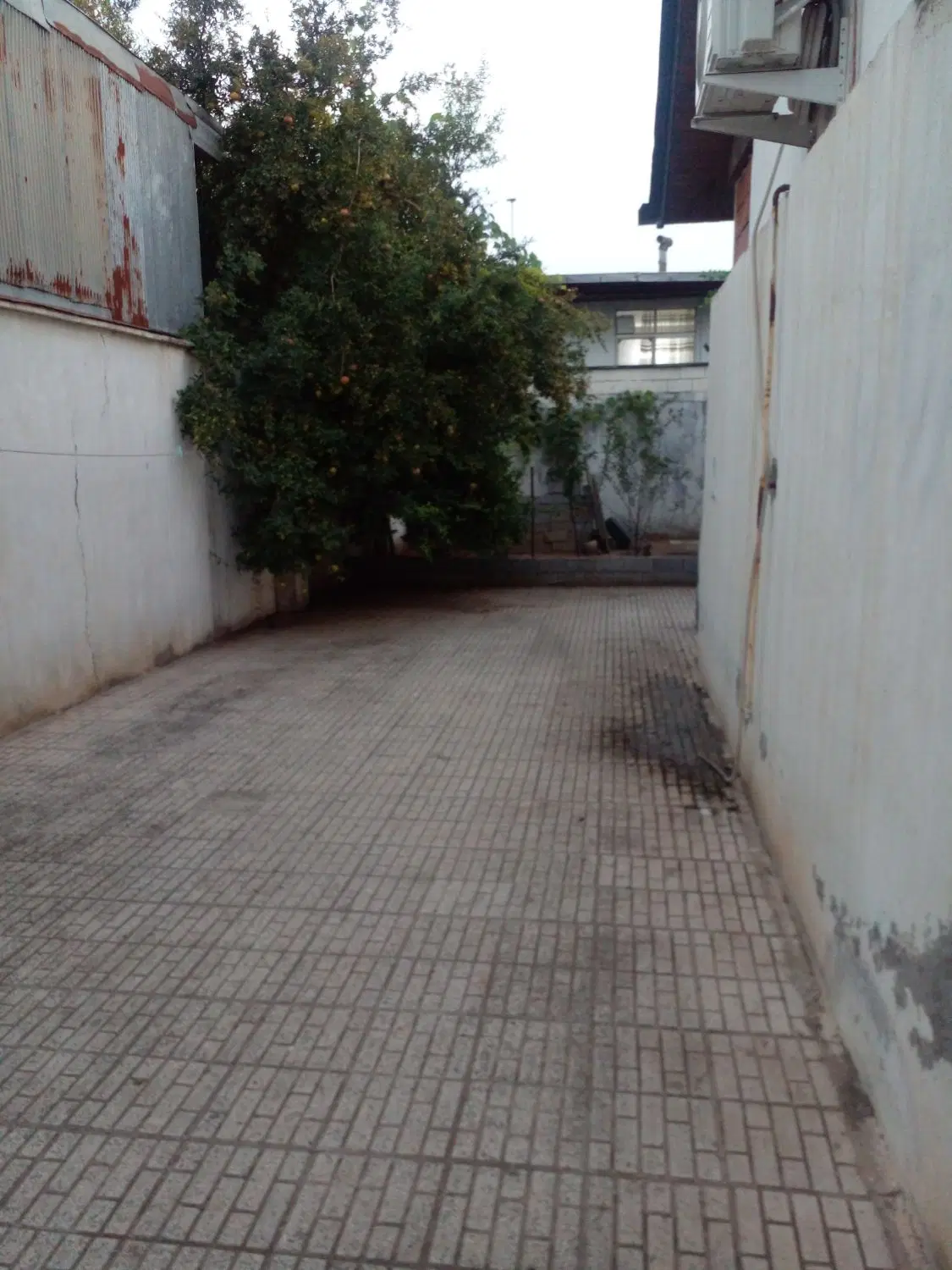 خانه ویلایی حیاط دار