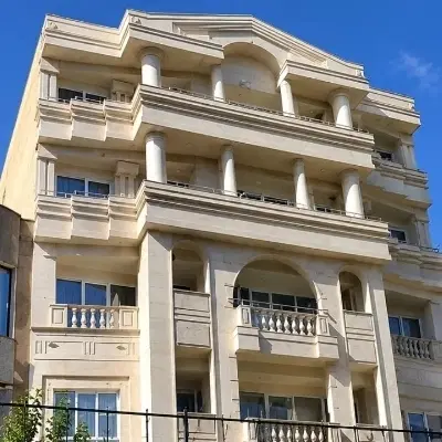 آپارتمان ۱۰۰ متری نوساز فول امکانات