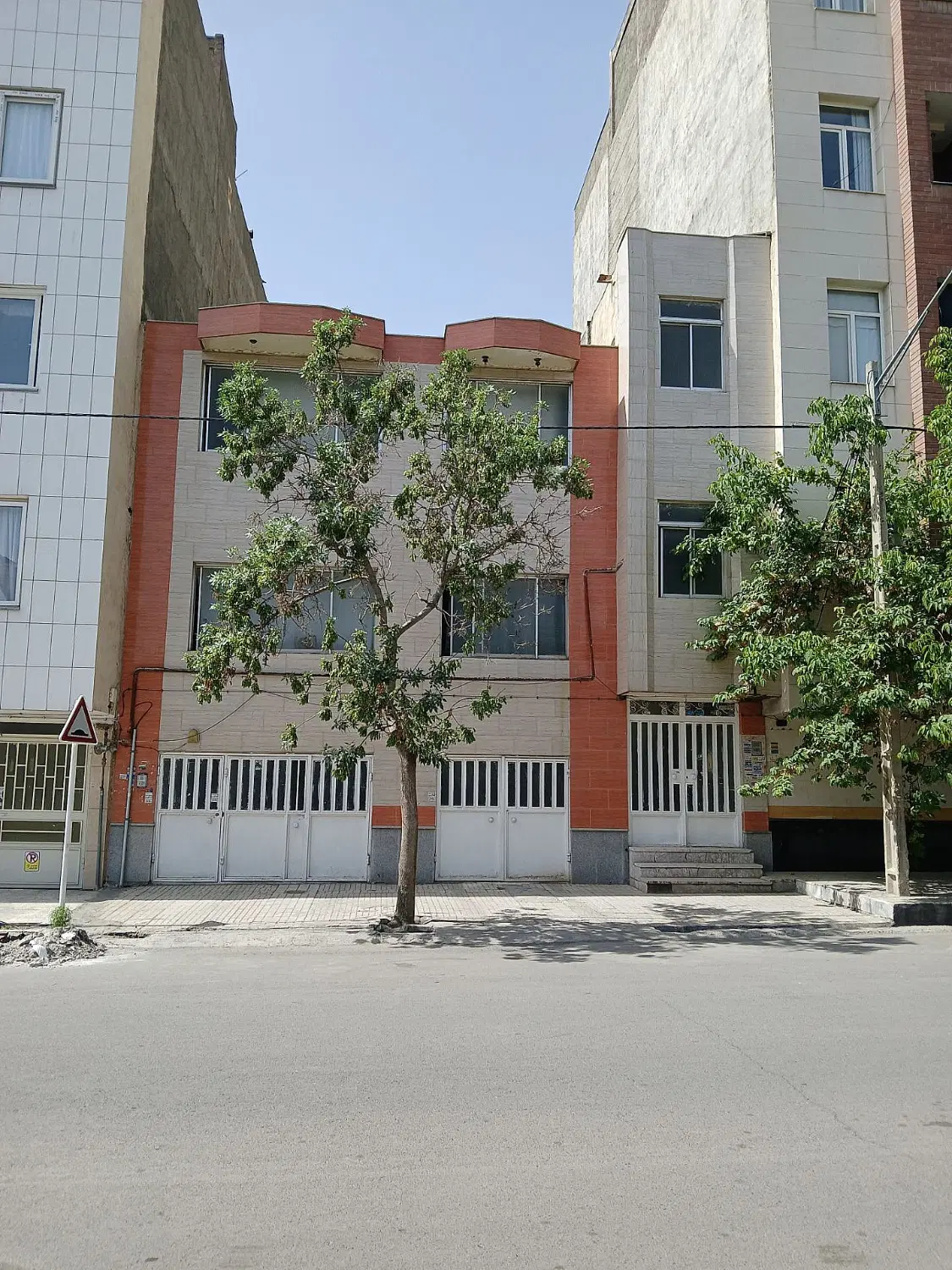 فروش ویلایی‌ سیدرضی