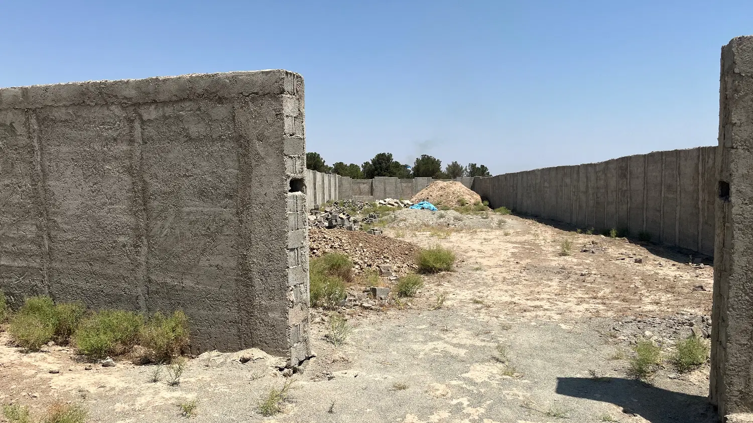 زمین ۵۰۰ متری چهار دیواری