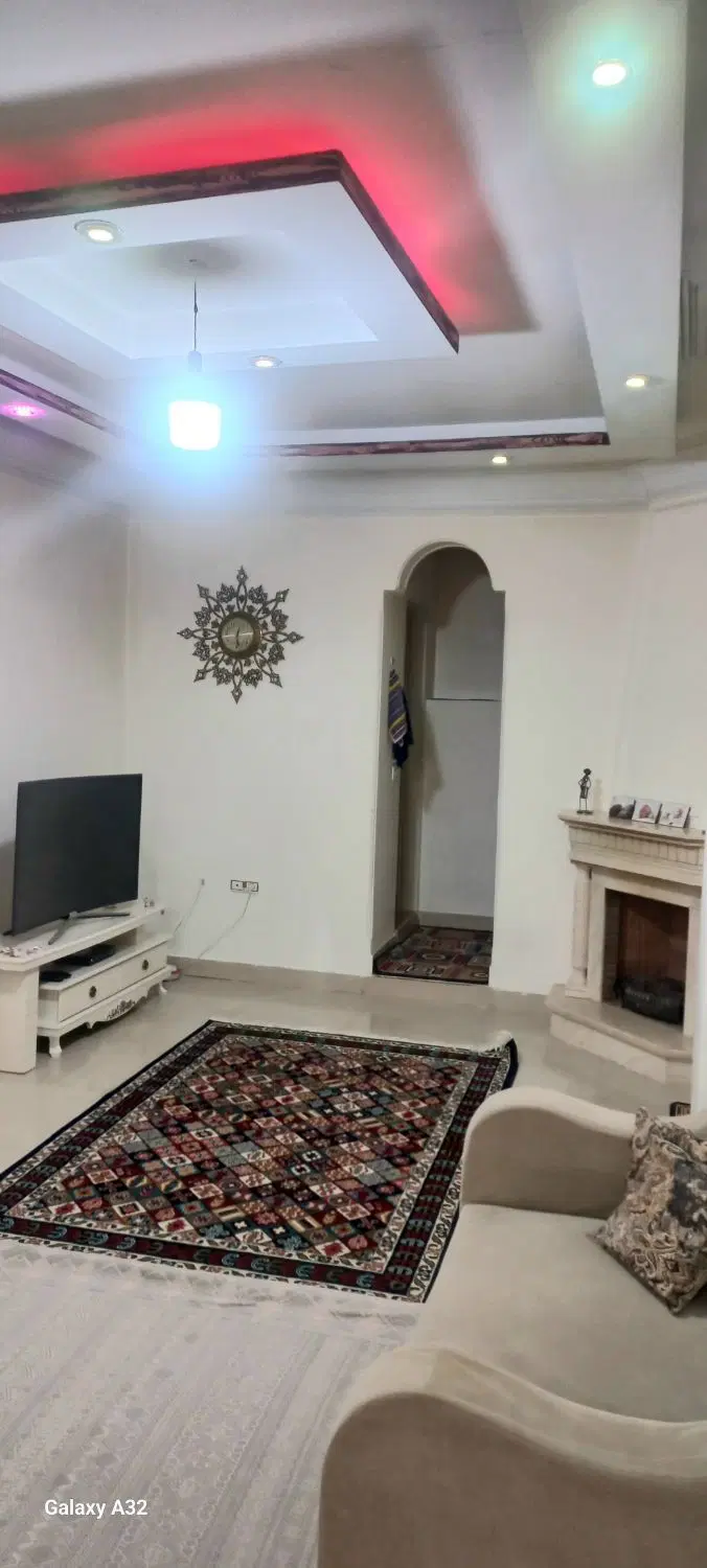 آپارتمان اندیشه فاز ۱