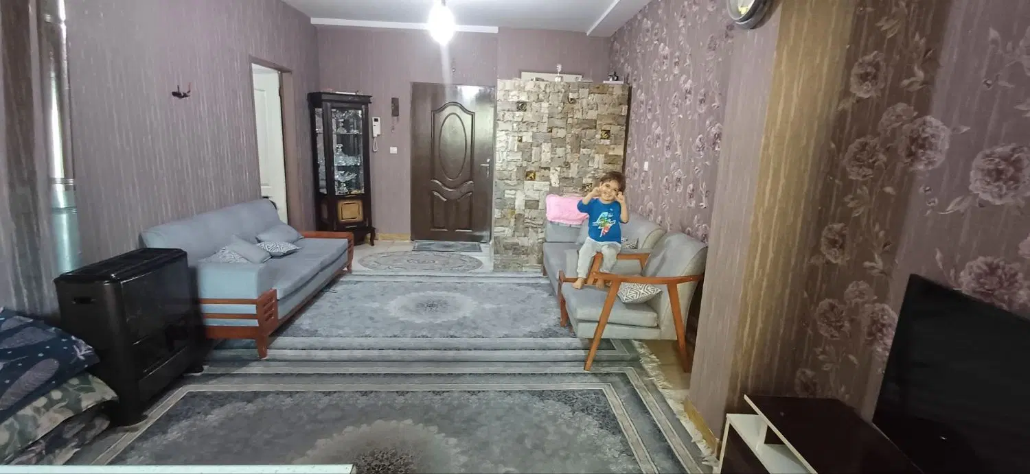 آپارتمان ۶۰ متری تمیز