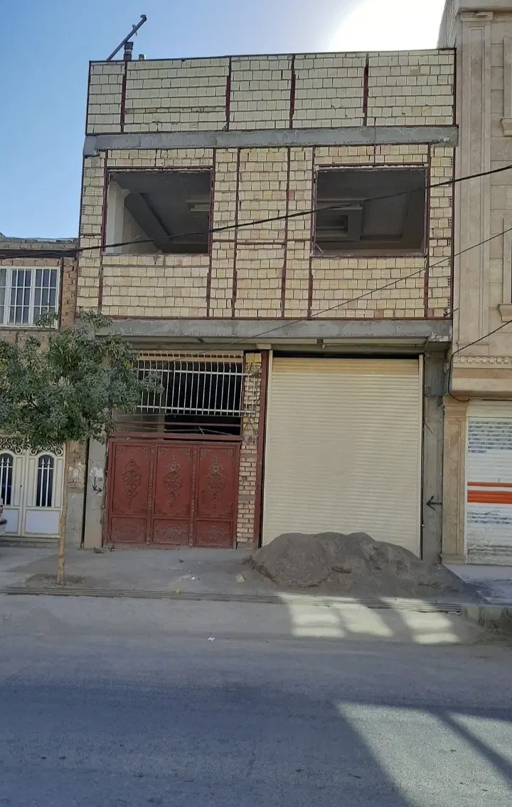 مغازه اجاره ای بر ۲۰ متری ثامن
