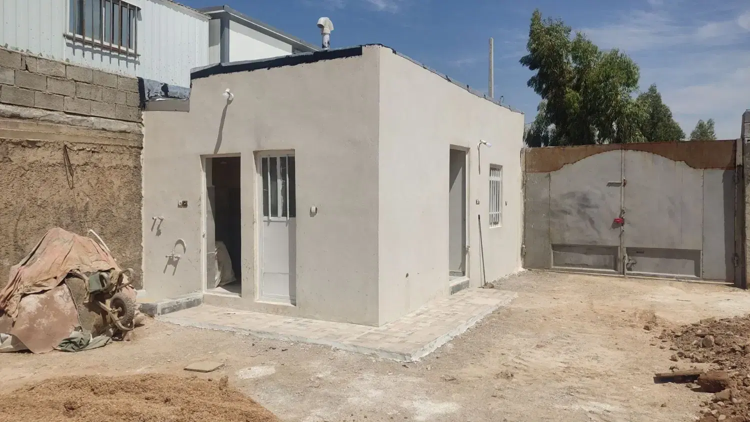 کارگاه ۷۰۰ متری