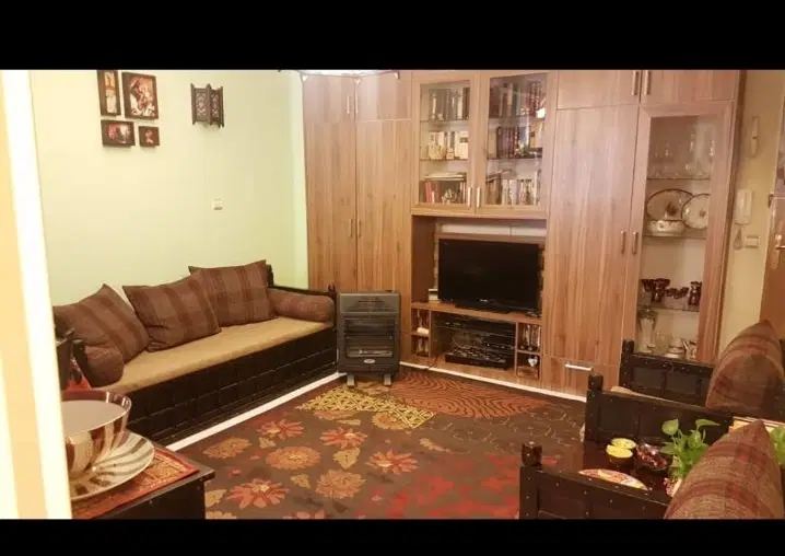 ۴۰متر۱خواب لوکس ( میدان گرگان، بر پازوکی)