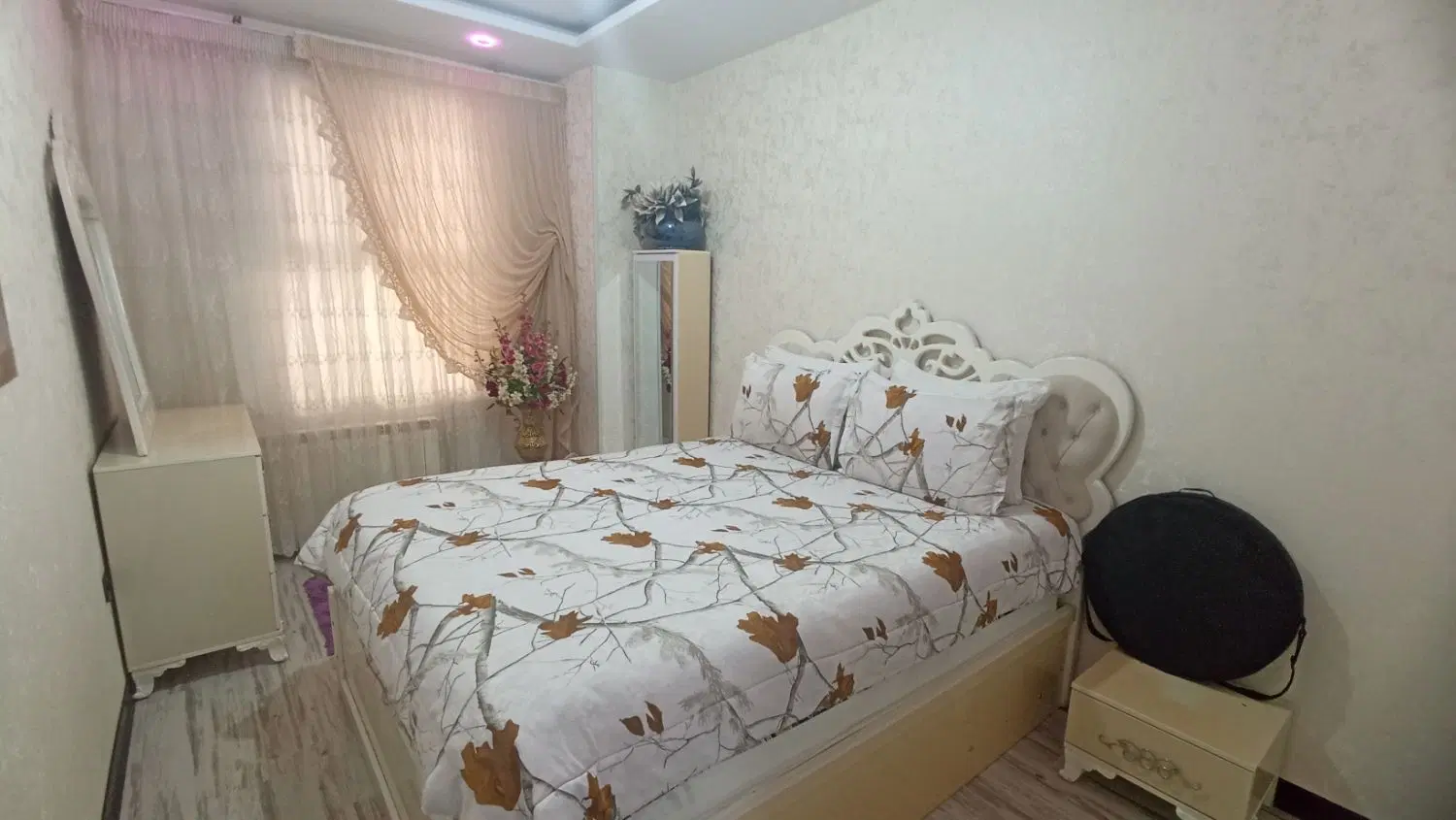 150 متر_3خواب_پنج سال ساخت_شاهین ویلا