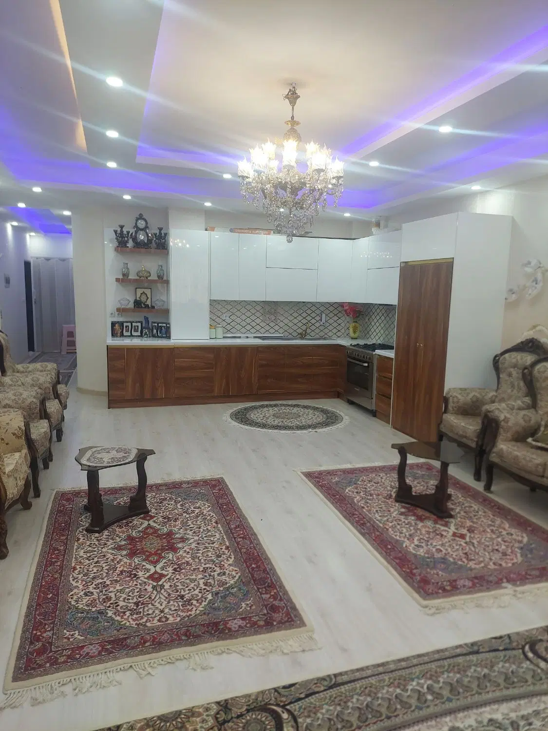 اجاره واحد ۲ خوابه بر بلوار سمیه