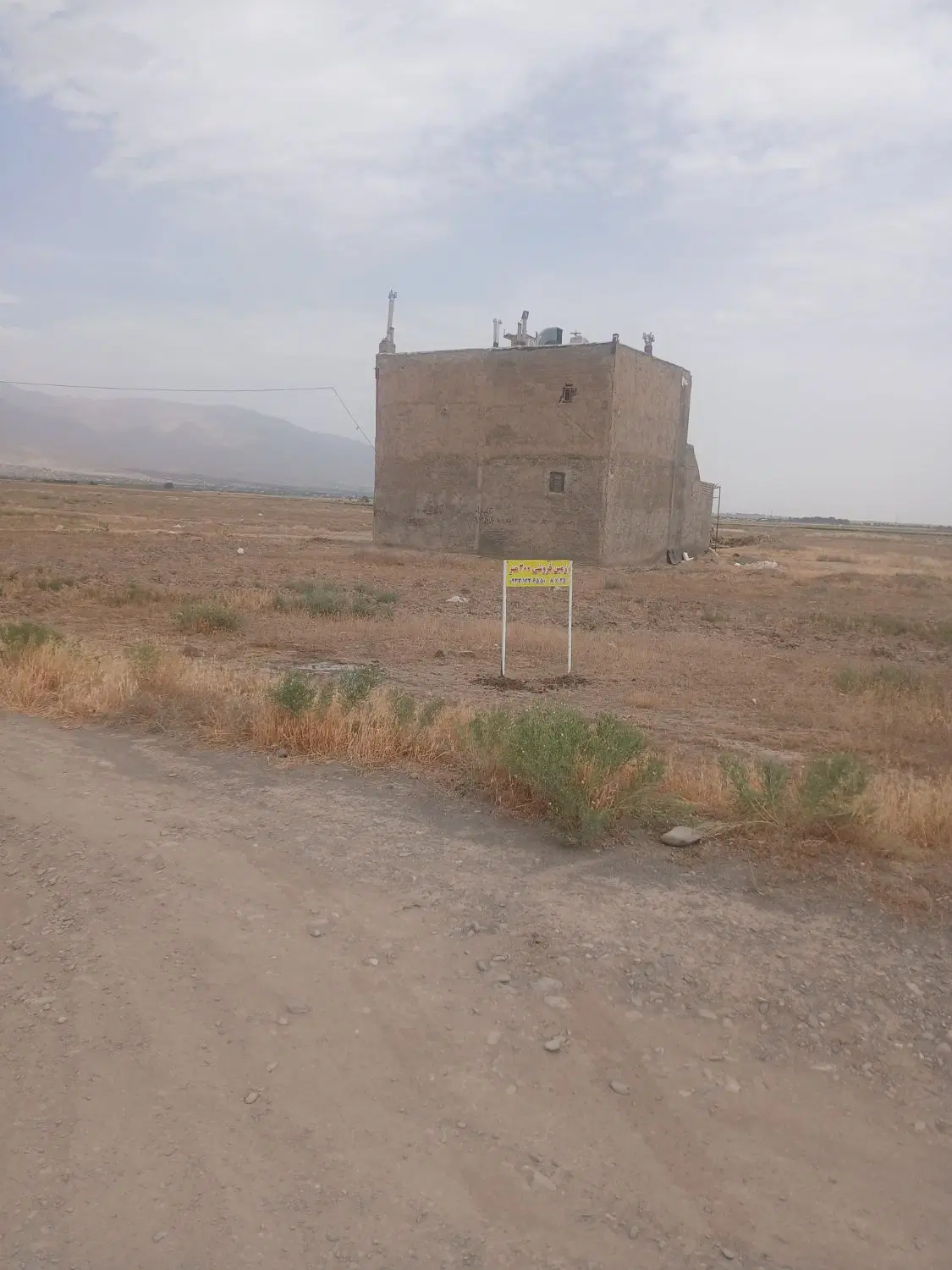 ۲۰۰متر زمین نور شرقی