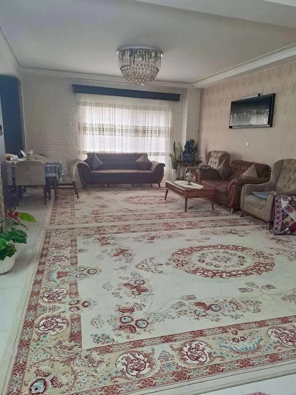 رهن کامل اپارتمان  ۹۰ متر در ولیعصر