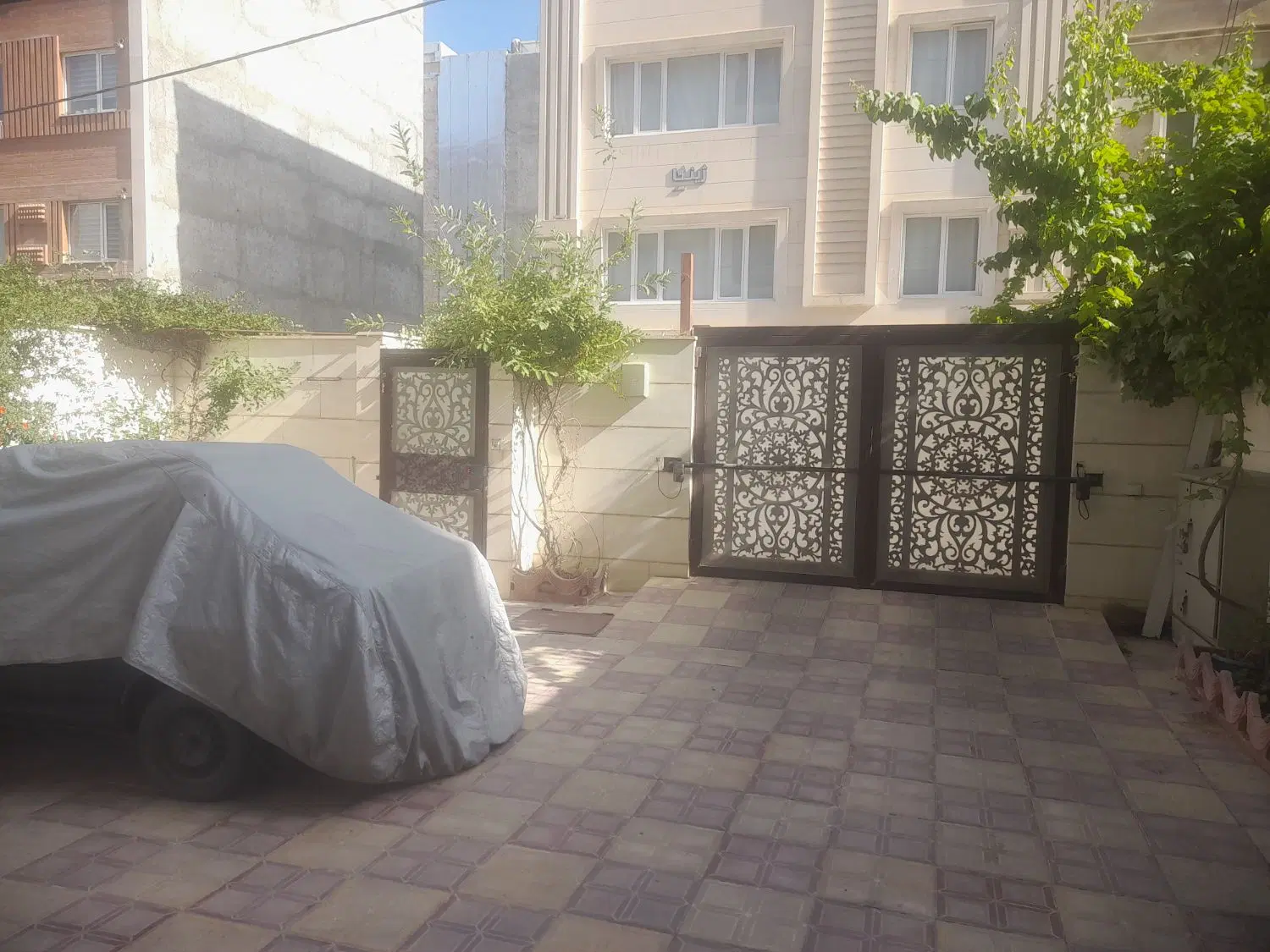 فروش یک واحد آپارتمان شهرک وحدت فاز۱ فول امانات