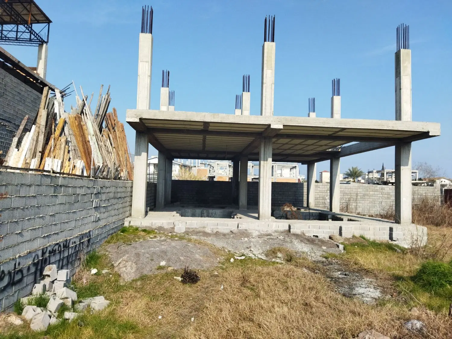 فروش ساختمان نیمه کاره