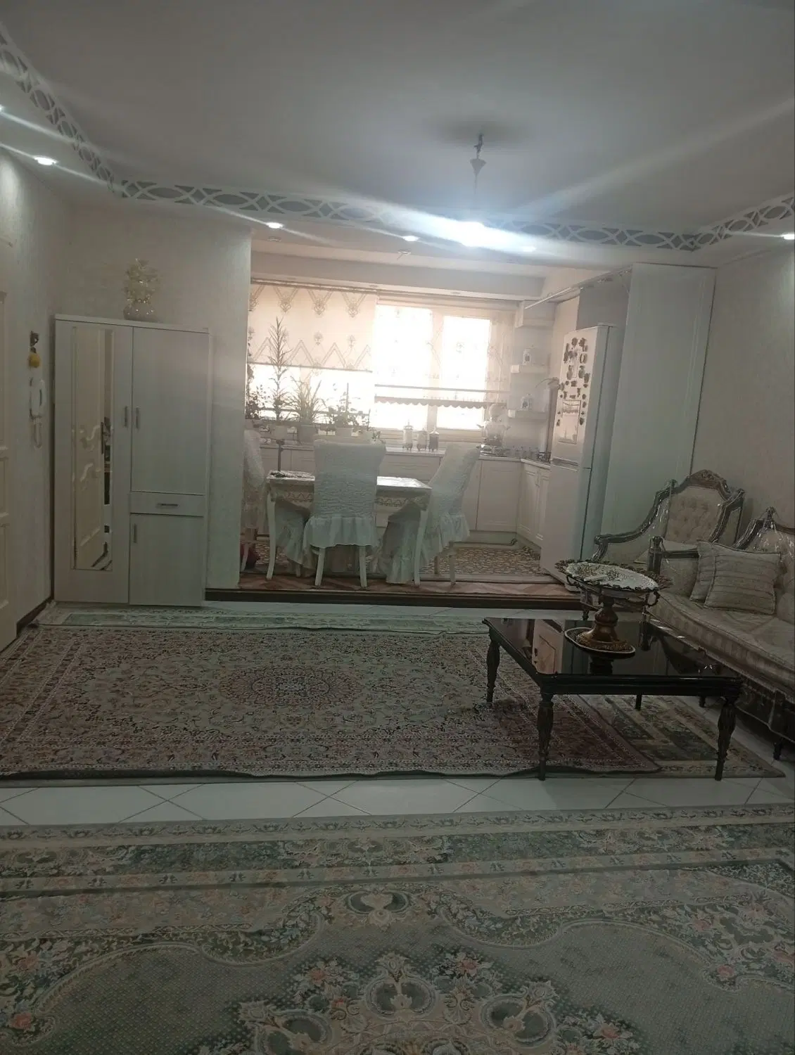 آپارتمان ۷۲ متری تک واحدی