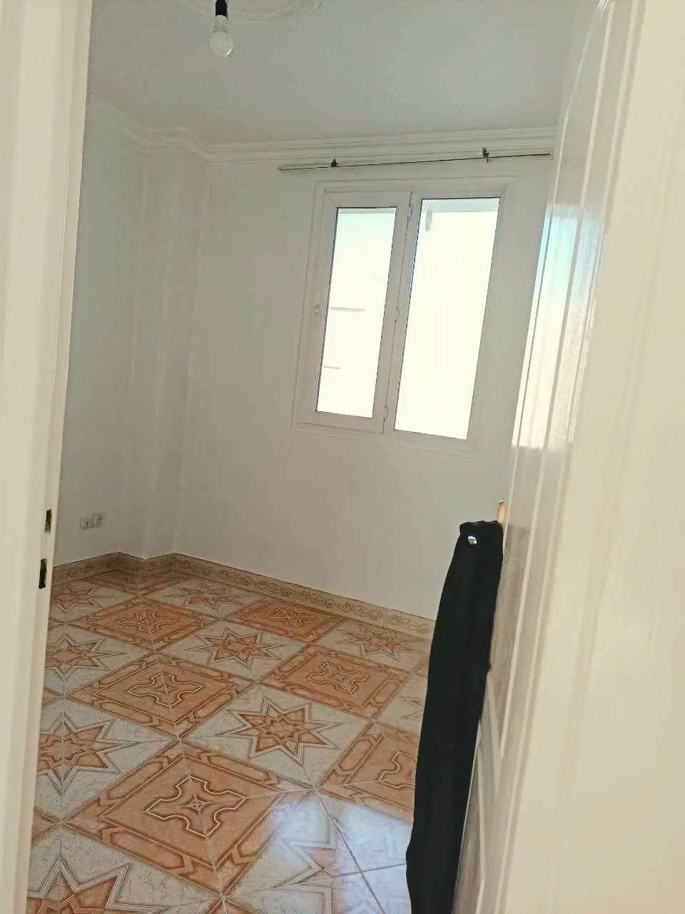 اجاره آپارتمان ۶۱ متری، تک واحدی، تازه نقاشی‌شده