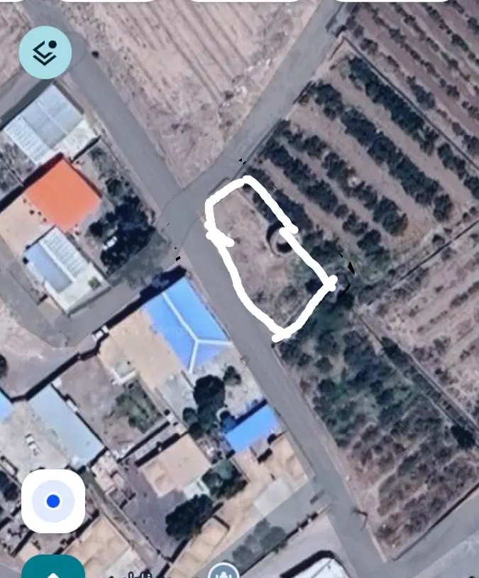 زمین مناسب خانه باغ  و خانه