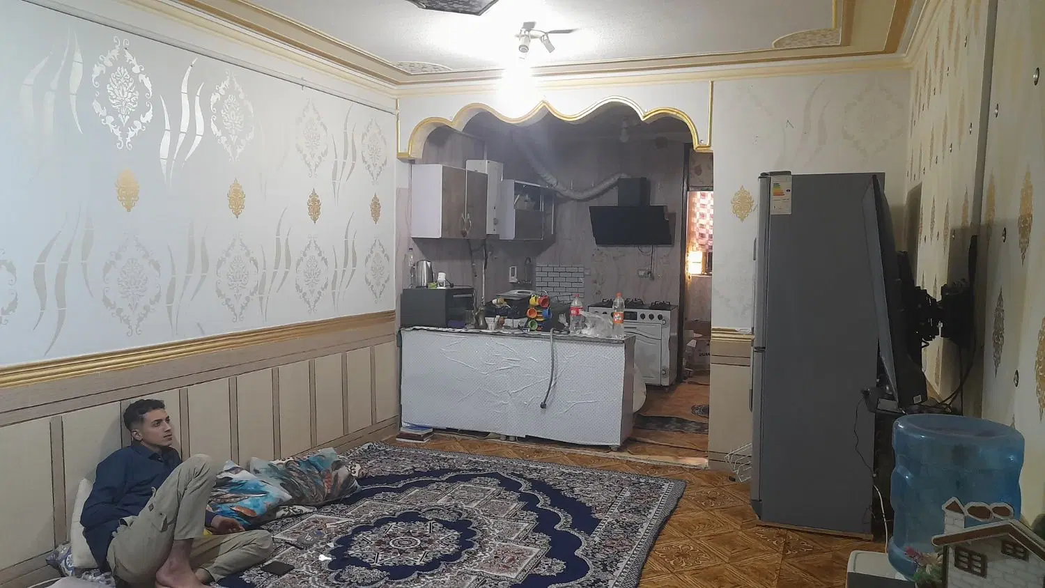پردیس خیابان خادم۵