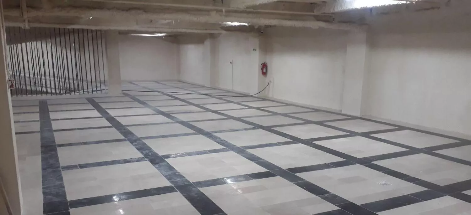 زیرهمکف تجاری،انبار،پارکینگ از۱۲۰تا۵۰۰متر بر  اصلی