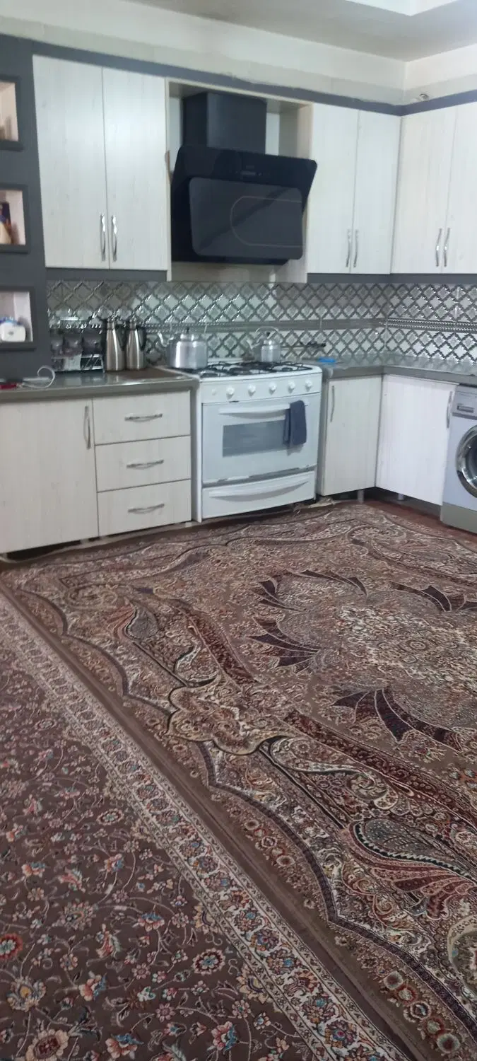 فروش واحدمرکز شهر هشتگرد قدیم