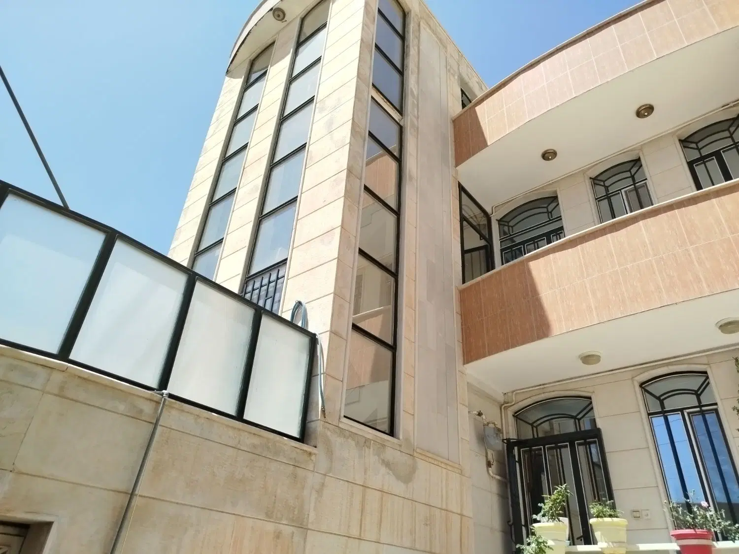 ویلایی کسری