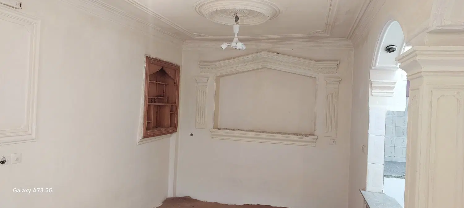 اجاره خانه دربستی قدیمی ساز (میدان مدرس)