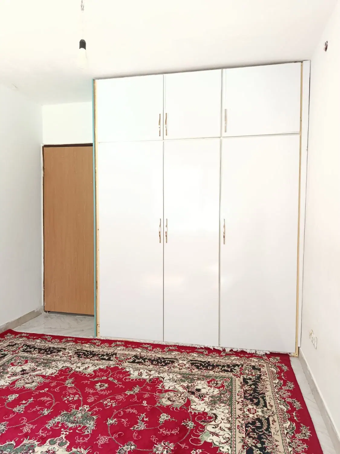فرهنگیان دره گرم همکف روی بلندی