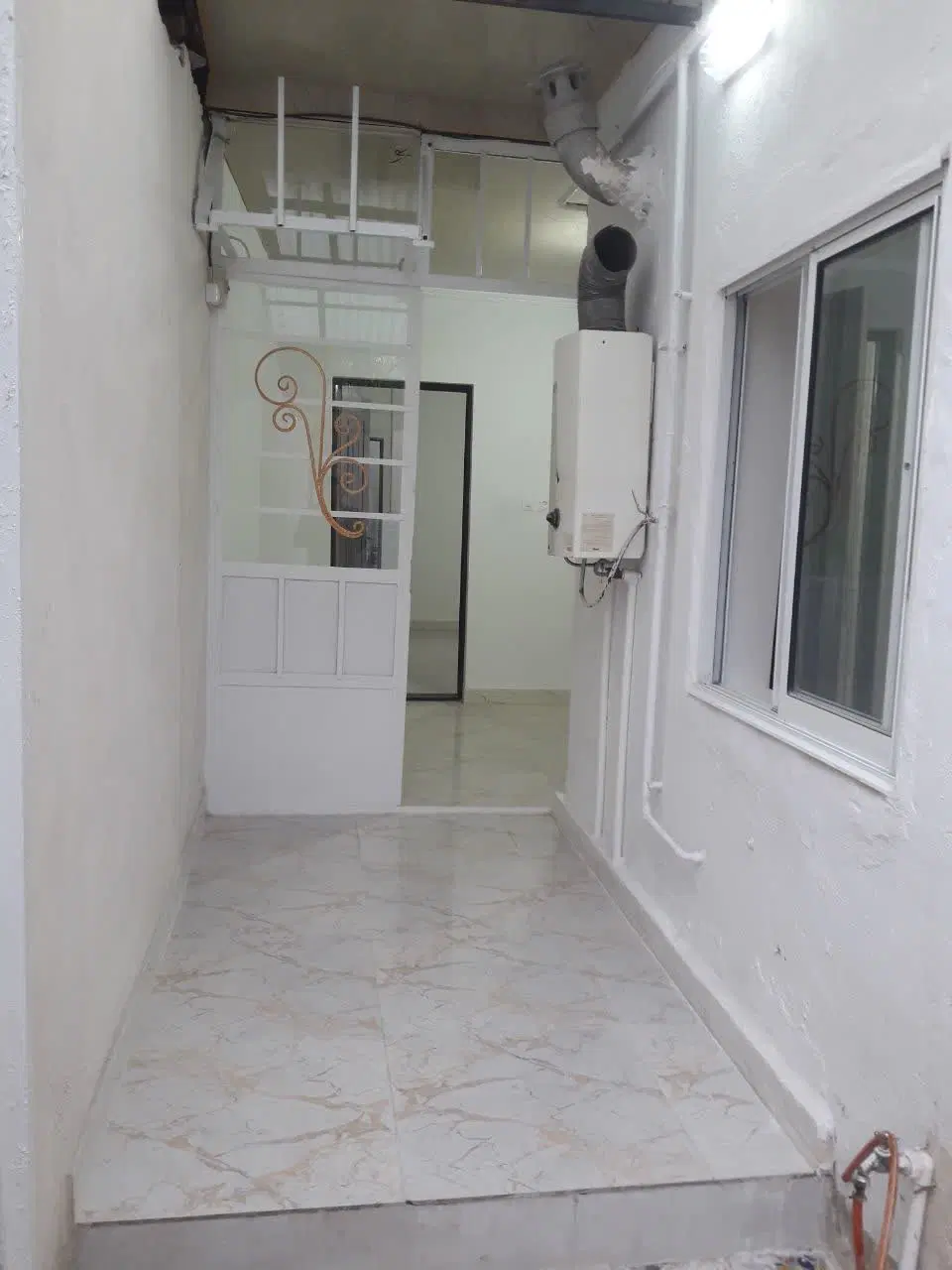 خانه ویلایی یک خواب باز سازی شده