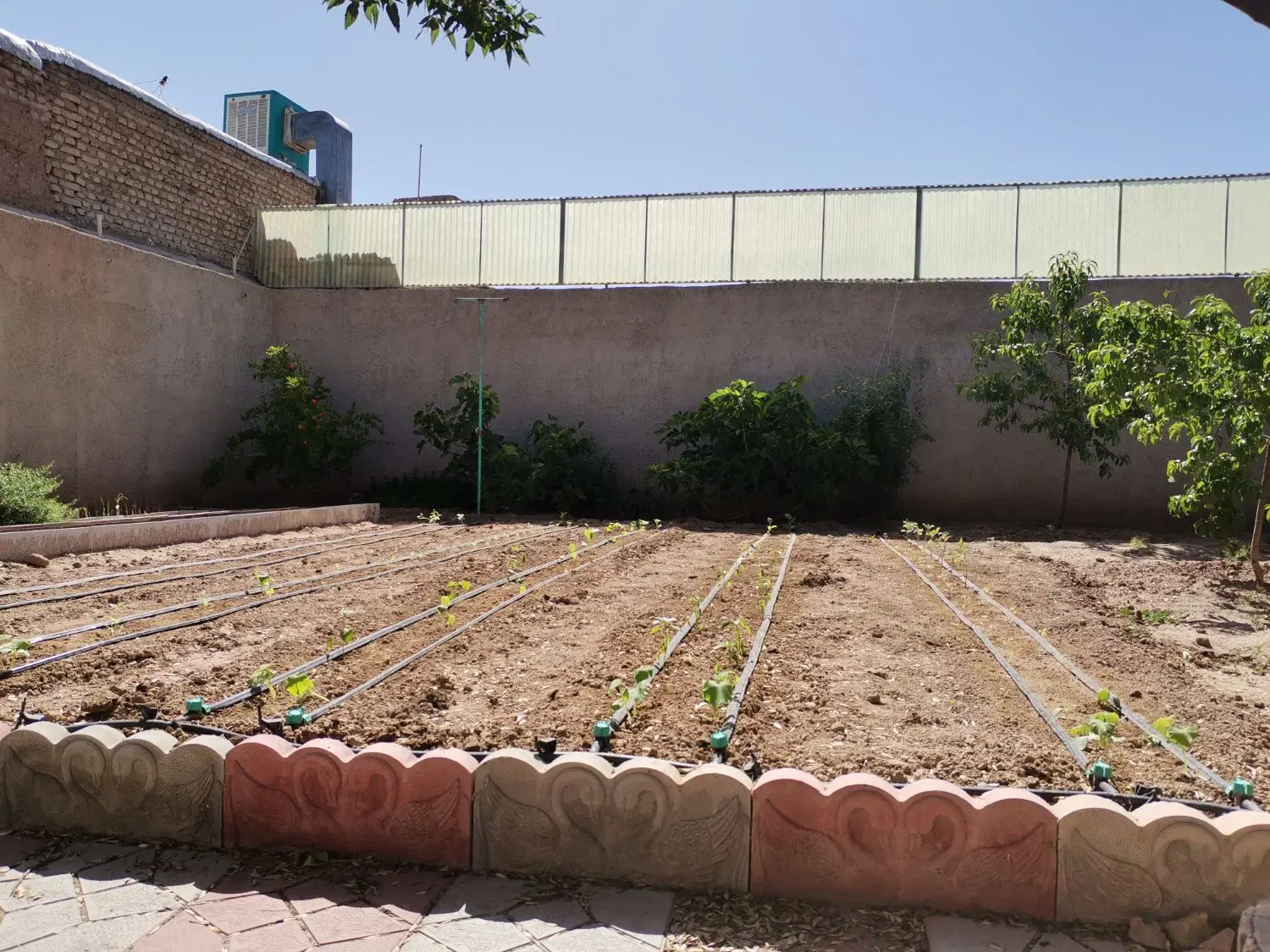 خانه کلنگی حصار خروان