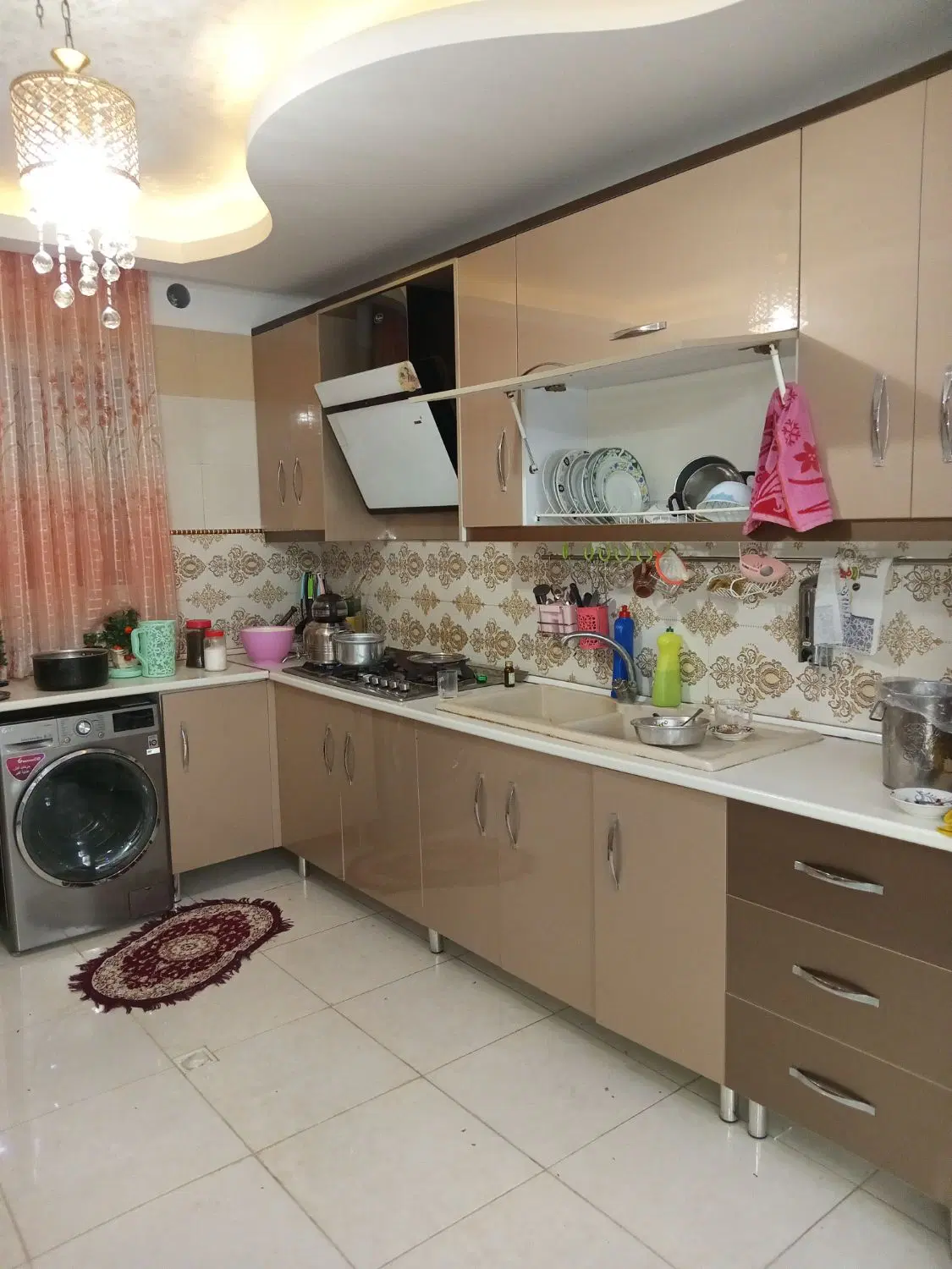آپارتمان باغ نرده 80متری جنوبی پارکینگ اختصاصی