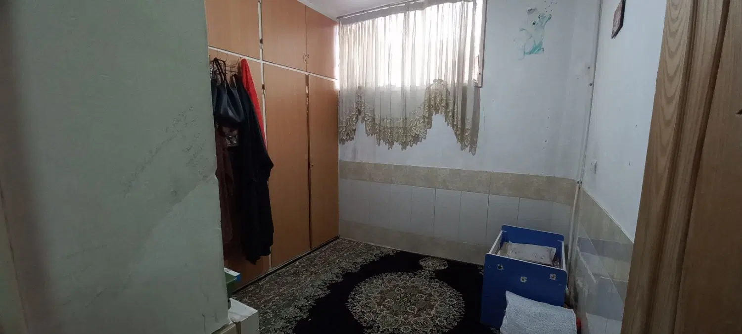 ملک ۳ طبقه