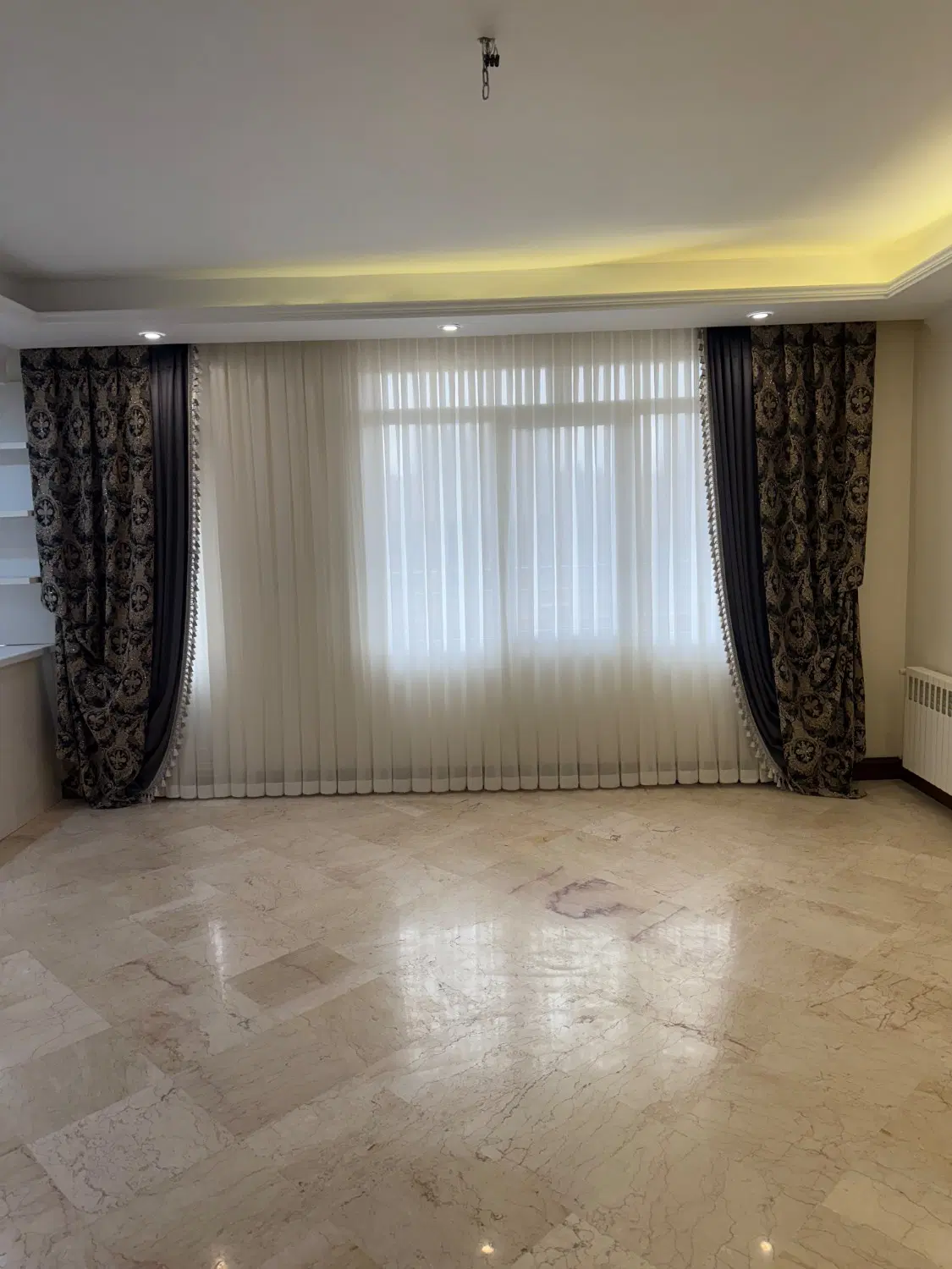۱۱۴ متر  ۲ خوابه طبقه ۵ فول امکانات جنت شمال