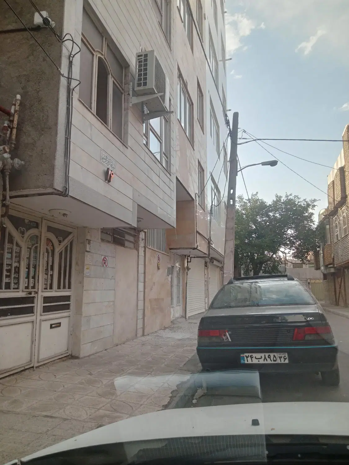 فروش آپارتمان دو خواب تو حاشیه