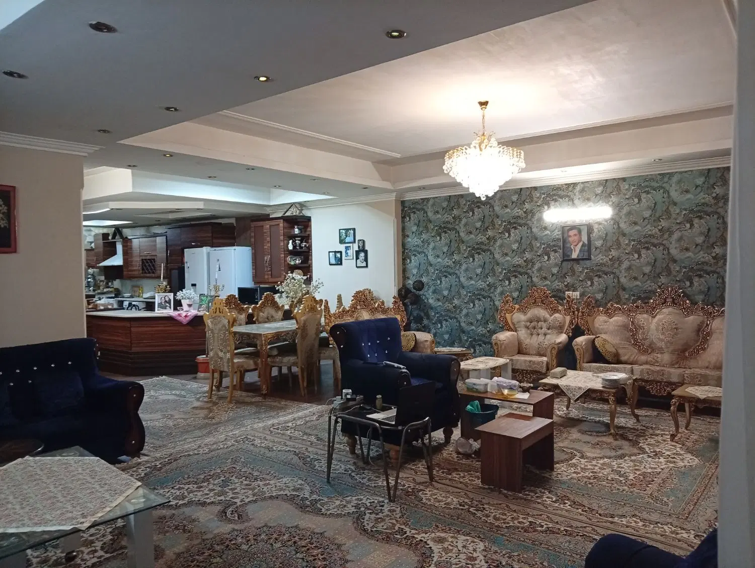 فروش واحد آپارتمانی 180 متری سه خواب