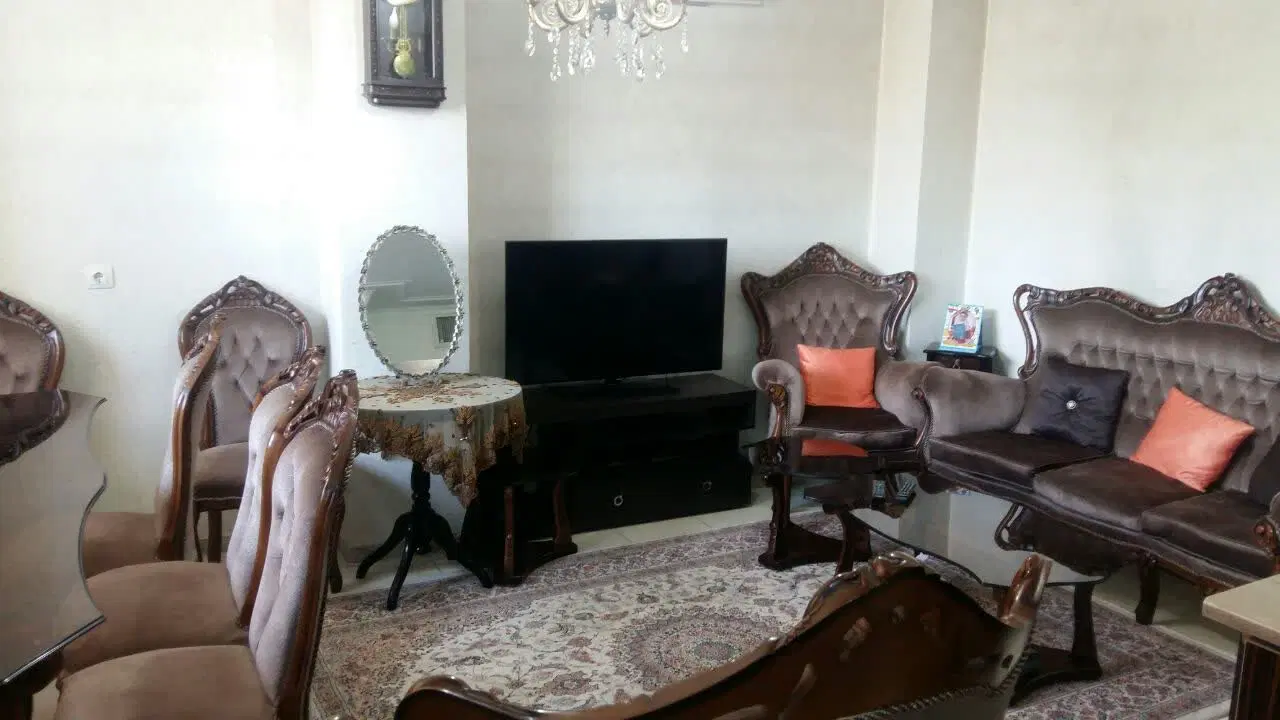 آپارتمان  ۸۰متری دوخوابه فول امکانات  غرضی