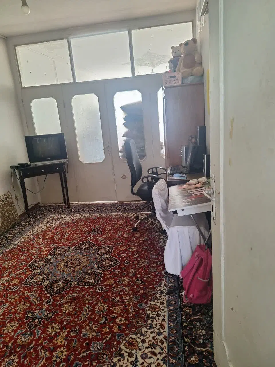 طبقه اول ۹۰متر