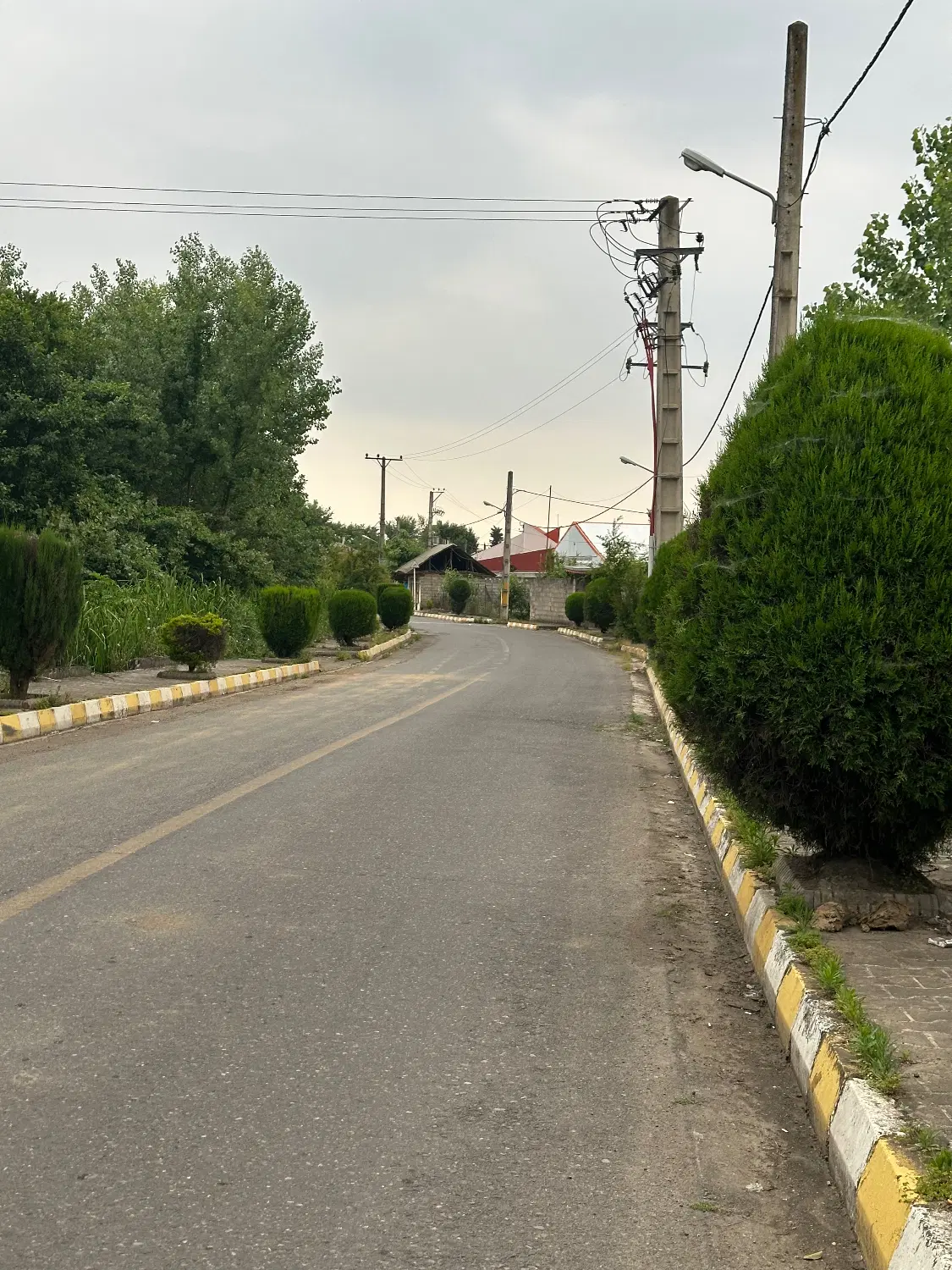 ویلایی رشت اتشگاه ۲۲۰متری سند دار