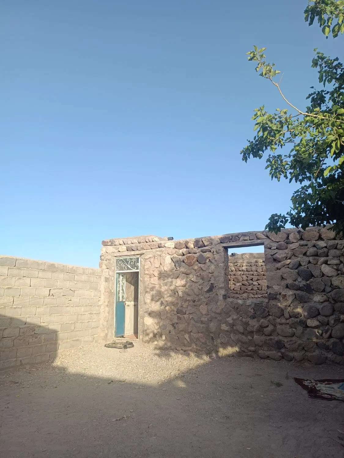 منزل‌ فروشی در اکبرآباد خاش